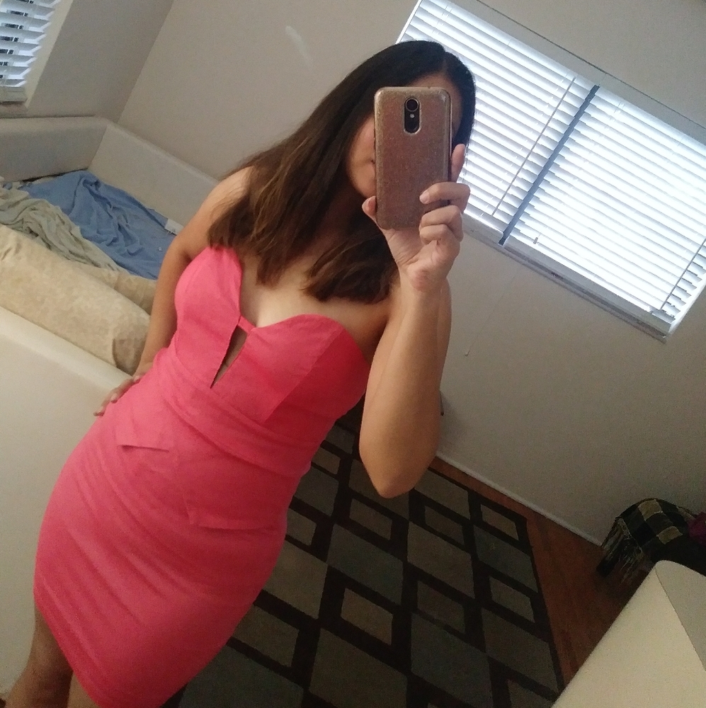 Pink Body Con Dress - Picture 3 of 3